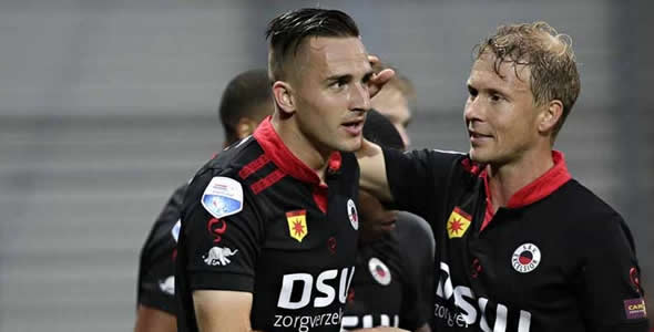 内还是索拉 内还是索拉