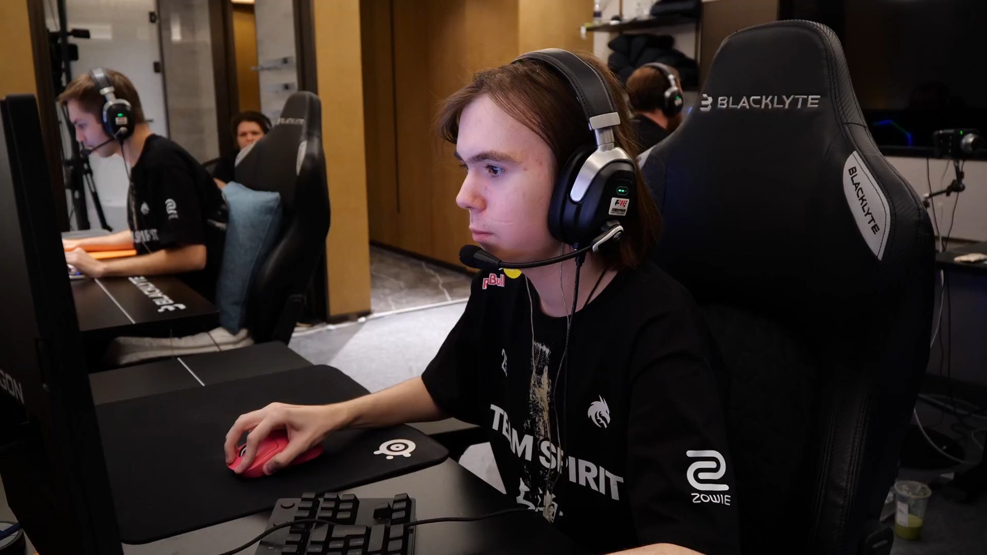 这一成就不 这一成就不