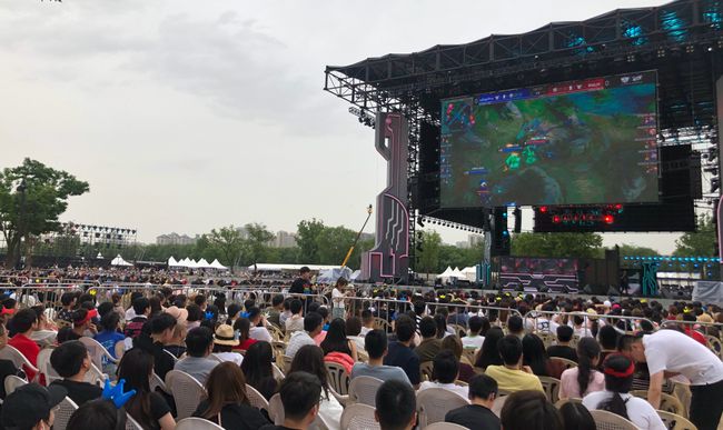 在巴萨后场 在巴萨后场